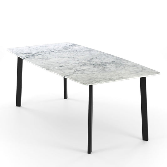 Minimalistische Eettafel met Carrara Marmer en Zwart Metalen Onderstel